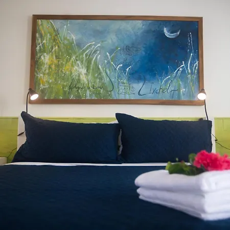 Treetops Hotel-2